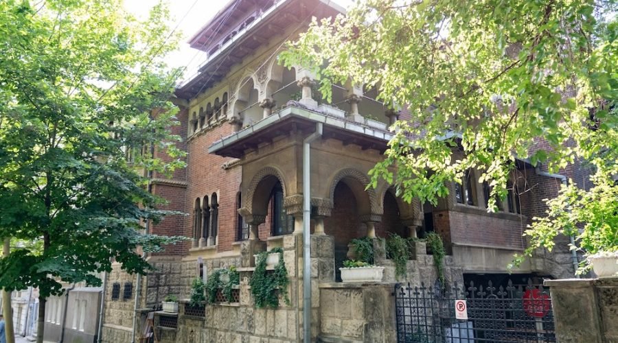 Casa Madrigal 1