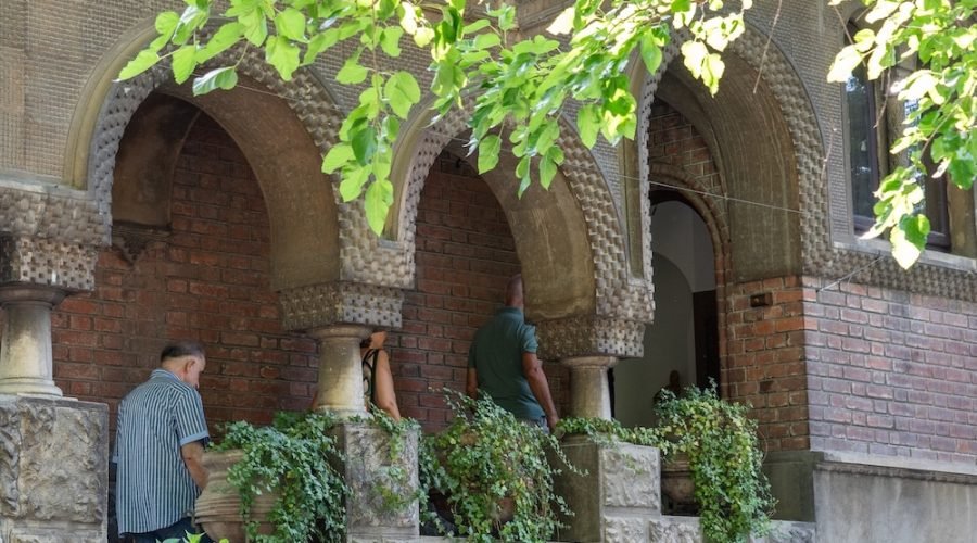Casa Madrigal 2